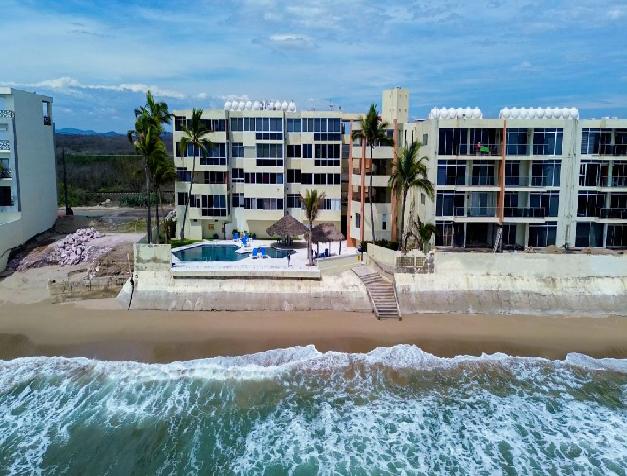 Nice Beach Front Condominium in El Delfín
